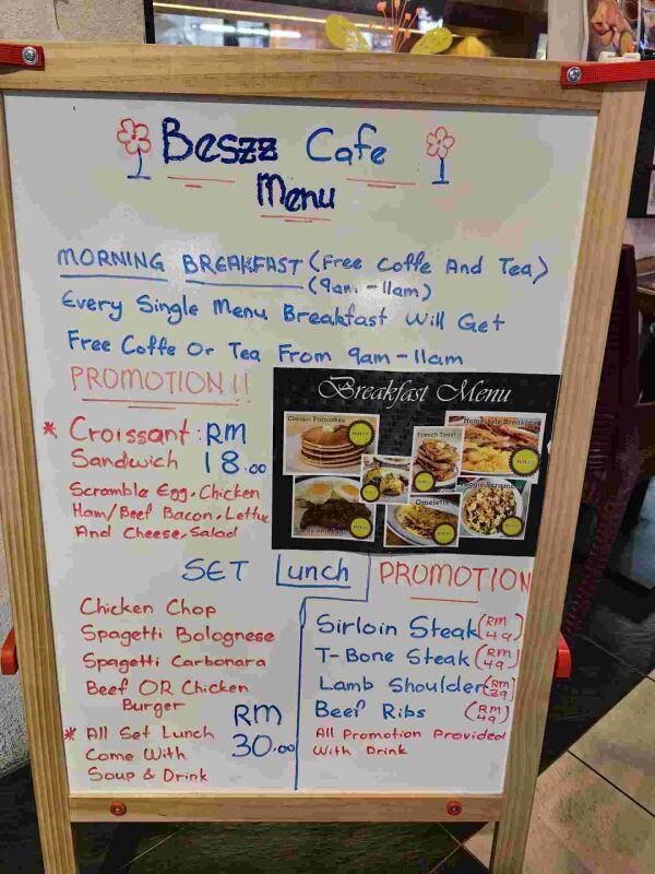 Beszz Cafe : Lunch set for RM30 with soup and drink