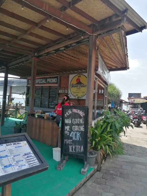 Island Beach Canggu Restaurant and Bar : Meal package
Mie goreng 40k
Nasi goreng 40k
Free ice tea