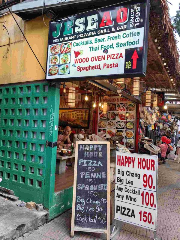 Jeseao Restaurant : Happy hour
Big beer 90thb
Any cocktail or wine 100thb
Pizza 150thb
