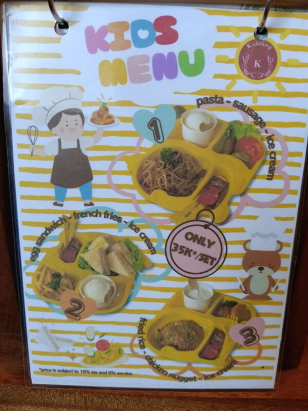 Kakiang Bakery & Cafe : Kids menu 35k