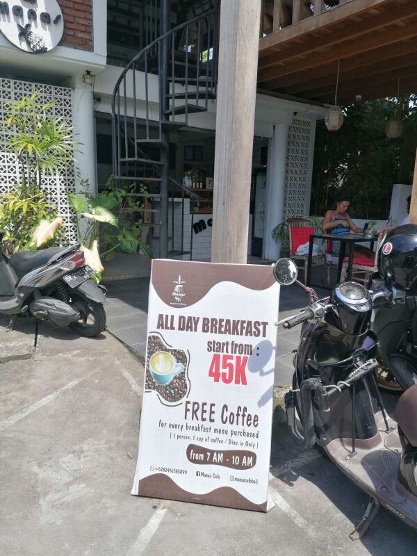 Manas Cafe 2 : Free coffee for every breakfast menu purchased between 7am to 10am