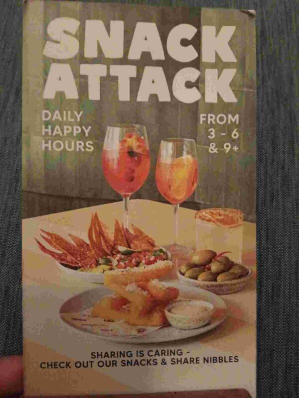 Milk & Madu Berawa : Snack attack
Happy hour for snacks and shre nibbles