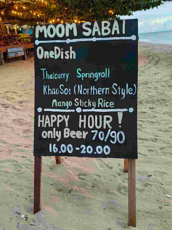Moomsabai Food & Drink : please extract the promotion text
The promotion text from the image is:
**HAPPY HOUR!**
Only Beer 70/90
16.00 - 20.00
