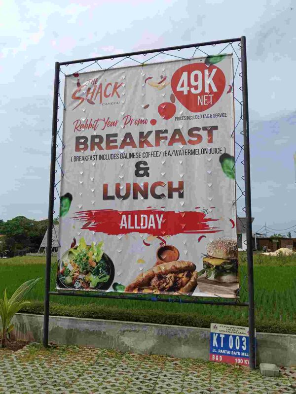 The Shack Canggu : 49k net for breakfast including Balinise coffee, tea or  watermelon
49k for lunch