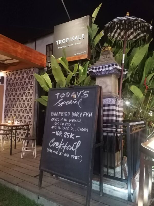 Tropikale Bali : Today's Special
and 
Cocktail buy 1 get 1